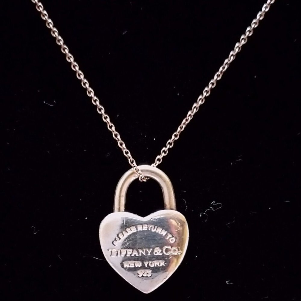 LIKE NEW!! Sterling Silver Return to Tiffany Mini Heart Padlock Necklace - 16"